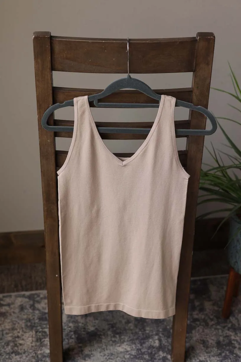 REVERSIBLE Seamless Scoop/V-Neck Tank Top - Ash Mocha