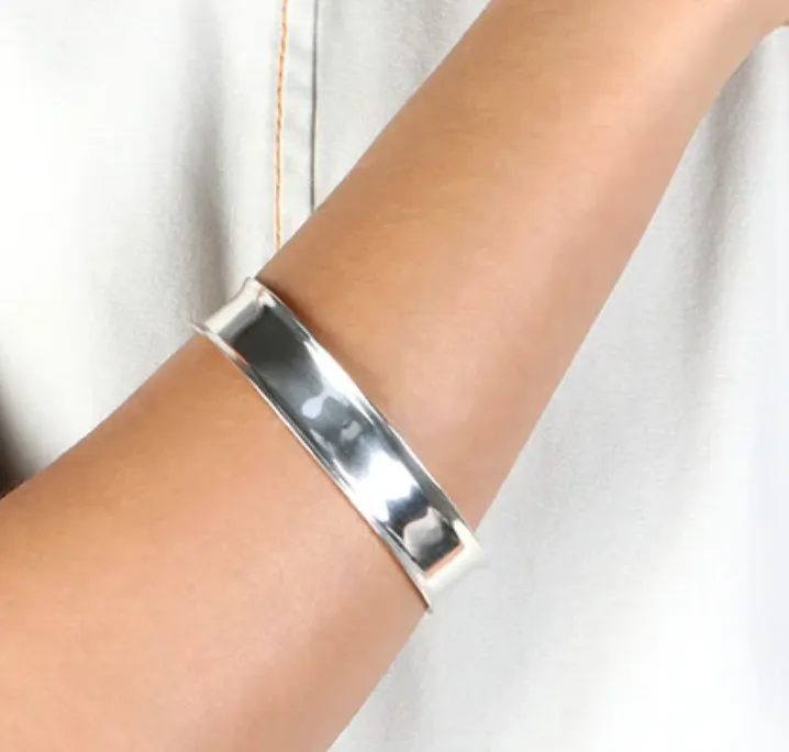 Voyage silver bangle | narrow